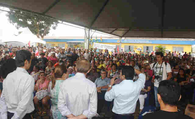 Trabalhadores em educação aceitam parte da proposta da Prefeitura e vão discutir o restante da pauta