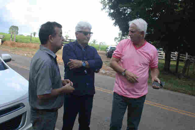 Após pedido do deputado Airton Gurgacz, DER inicia operação Tapa Buracos