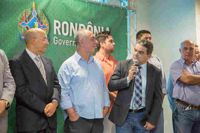 Aélcio da TV agradece recapeamento, mas chama atenção para periferias