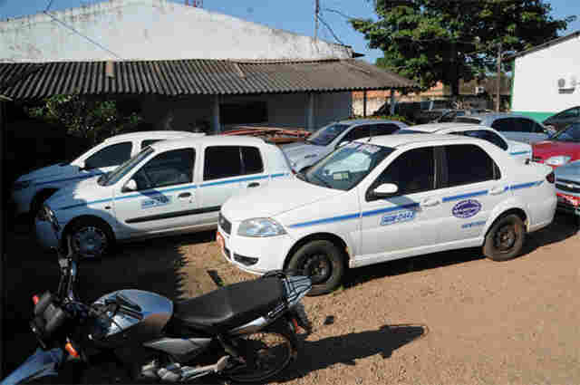 Prefeitura autoriza reajuste e corrida de táxi fica 25% mais cara