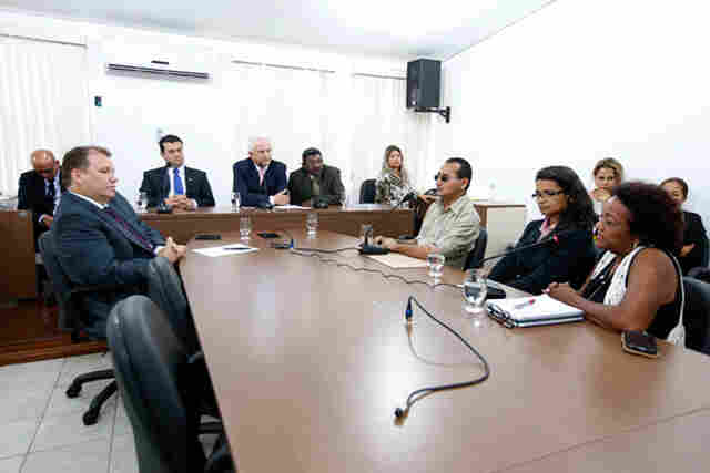 Comissão presidida por Airton Gurgacz recebe Conselho Estadual da Pessoa com Deficiência