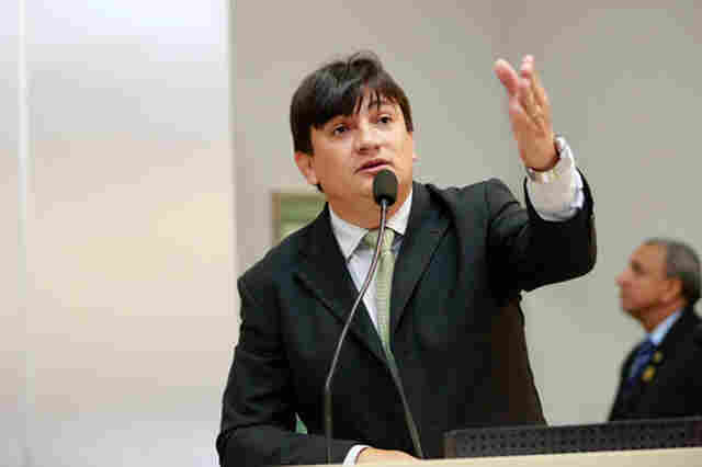 Cleiton Roque relata atuação parlamentar em municípios