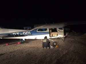 Atualizada: avião apreendido pela PF com 360 kg de cocaína no Ceará é de empresa de Rondônia