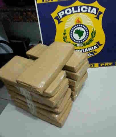 PRF apreende cerca de 18 quilos de maconha em Ji-Paraná