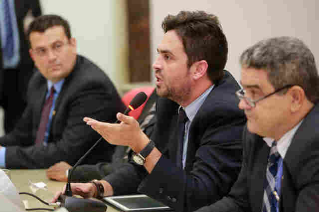 Léo Moraes indica pavimentação de ruas em Porto Velho