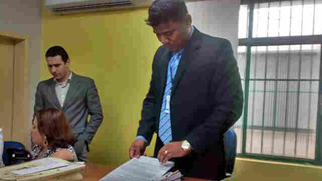 Duas propostas apresentadas na comissão de licitação