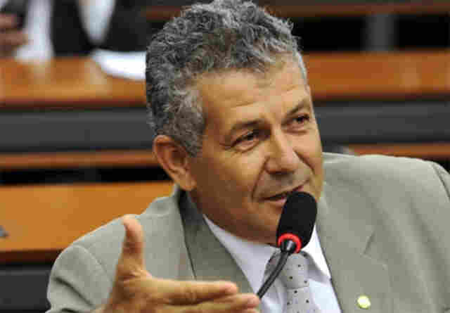 DENUNCIADO POR CORRUPÇÃO, EX-DEPUTADO CARLOS MAGNO DIZ À POLÍCIA FEDERAL QUE PERDEU A MEMÓRIA