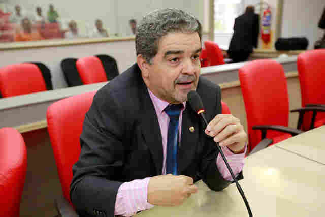 Aélcio da TV quer parceria entre prefeitura e governo