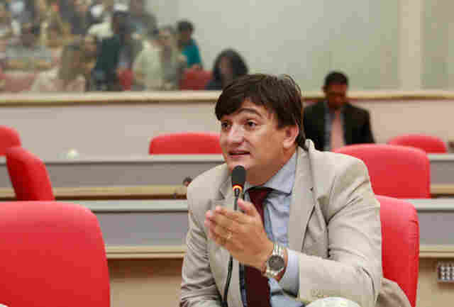 Cleiton Roque pede unidade de atendimento socioeducativo