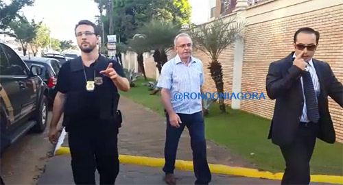 VÍDEO: PF LEVA EMPREITEIRO ROBERTO PASSARINI PARA DEPOR