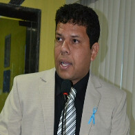 Vereador responsabiliza auditor pelo parecer autorizando contratação de shows