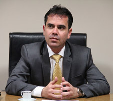 "Suspeita de manipulação ou defesa do advogado?" - Por Andrey Cavalcante
