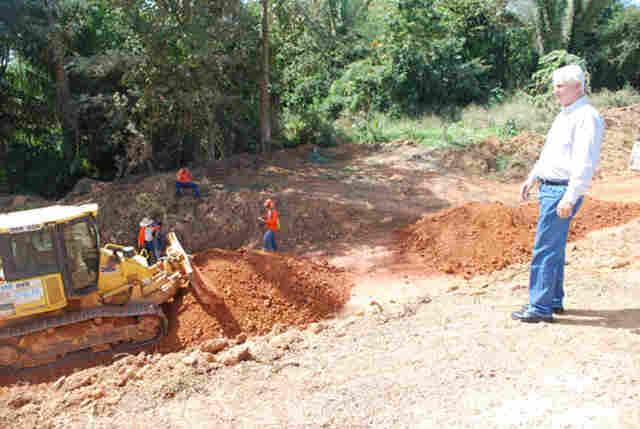 Airton Gurgacz lamenta e e busca resolver nova paralisação da obra do Anel Viário