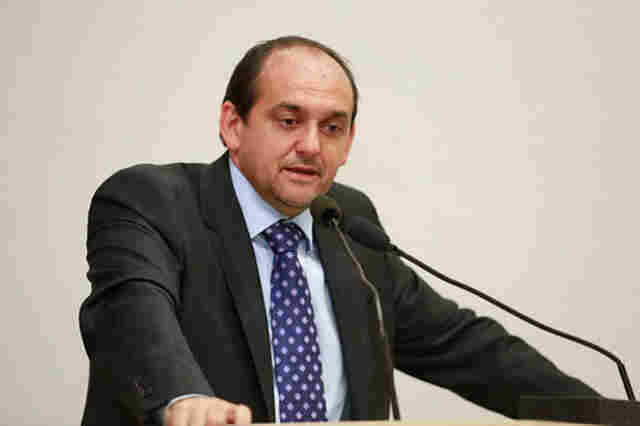 Deputado Laerte pede instalação de postos policiais