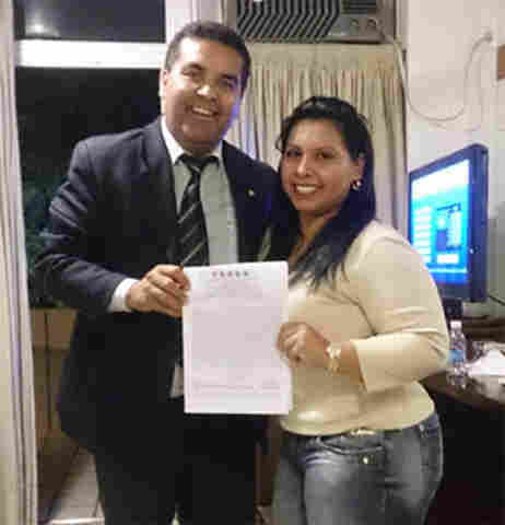 Garçon atende representantes de portadores de deficiência em Brasília