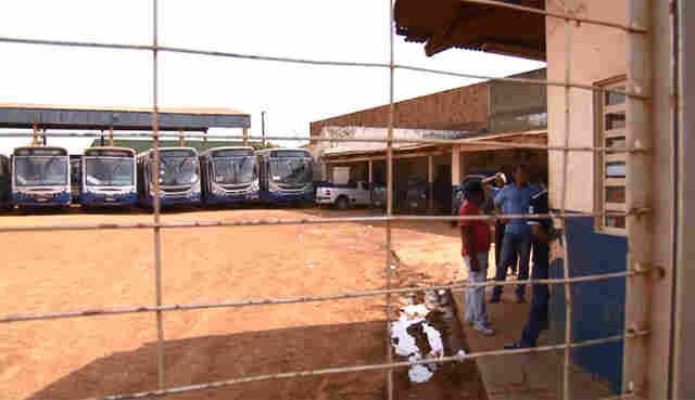 &#34;Sem comer não temos como trabalhar&#34;, afirma sindicalista sobre greve no transporte