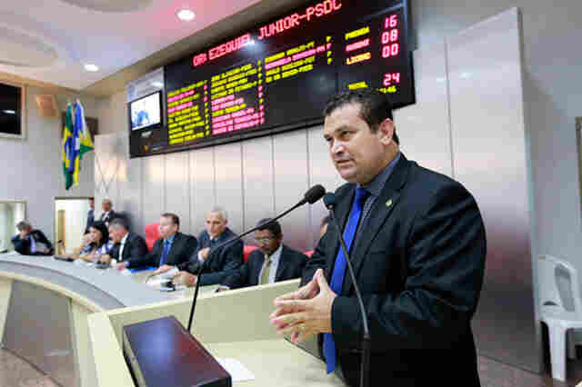 Ezequiel elogia instalação de câmeras de monitoramento em Ariquemes