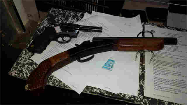 TRIO É PRESO DURANTE ROUBO EM RESIDÊNCIA NA ZONA NORTE