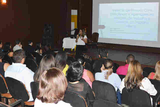 Auditor do Ministério do Trabalho alerta para contratação de deficientes e menor aprendiz