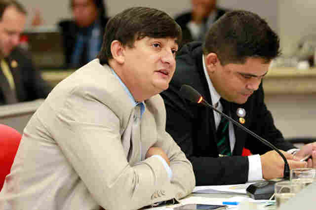 Cleiton Roque anuncia assinatura de convênios em Pimenta Bueno