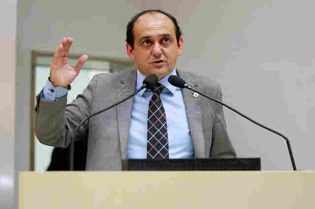 Laerte ressalta a importância da aviação para o Estado