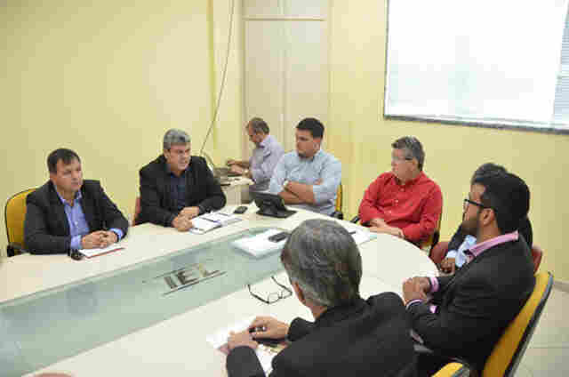 Sedam define calendário florestal em reunião com empresários na Fiero