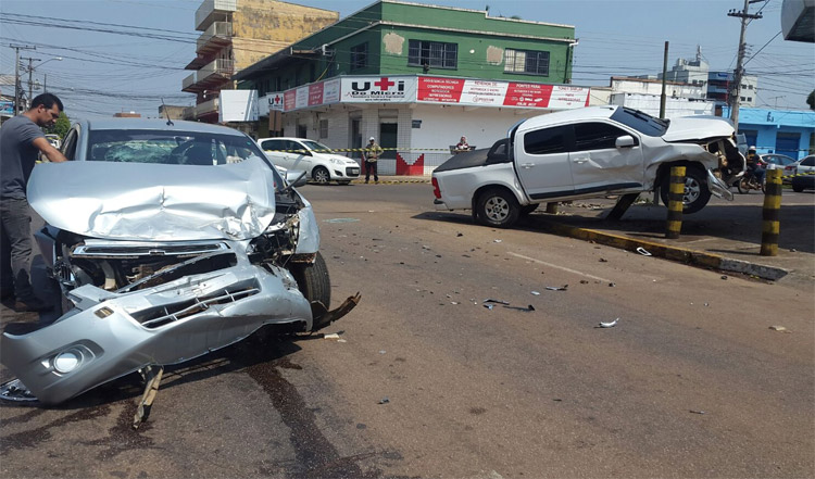 Acidente na Pinheiro Machado com Salgado deixa homem ferido