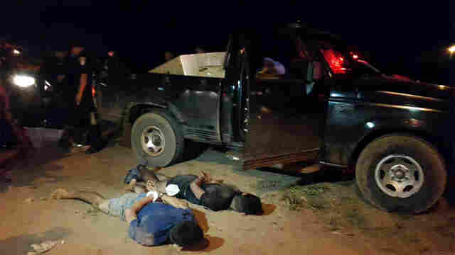 PM PRENDE BANDO APÓS ROUBO EM ESCOLA E FUGA PELA CAPITAL; Vídeo