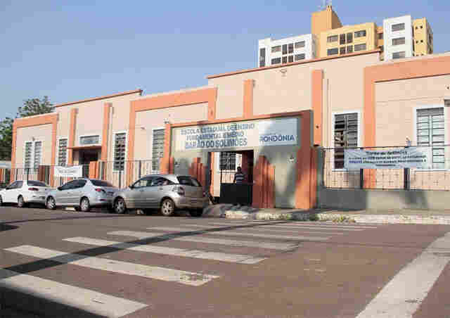 Escola mais antiga de Rondônia, Barão do Solimões conta sua trajetória de 90 anos no palco do Teatro Palácio das Artes