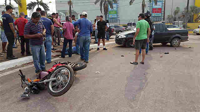 Grave acidente deixa motociclista em estado grave