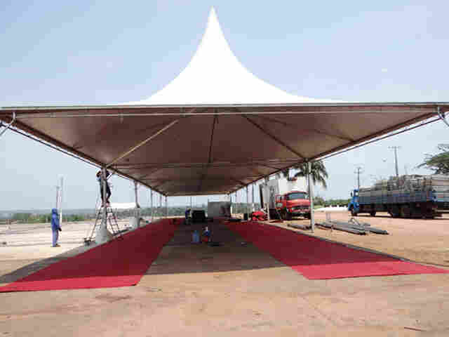 Rodeio em touros abre a primeira noite da Portoagro 2015