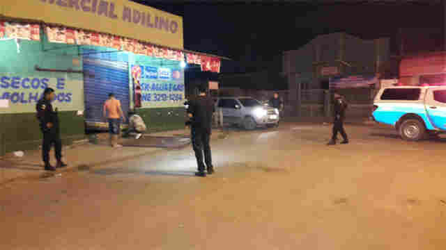 Criminosos arrombam mercado e levam produtos