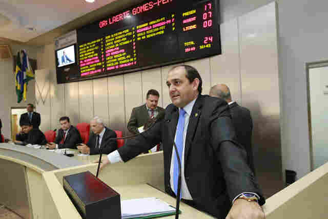 Laerte pede veículos para Idaron em três municípios