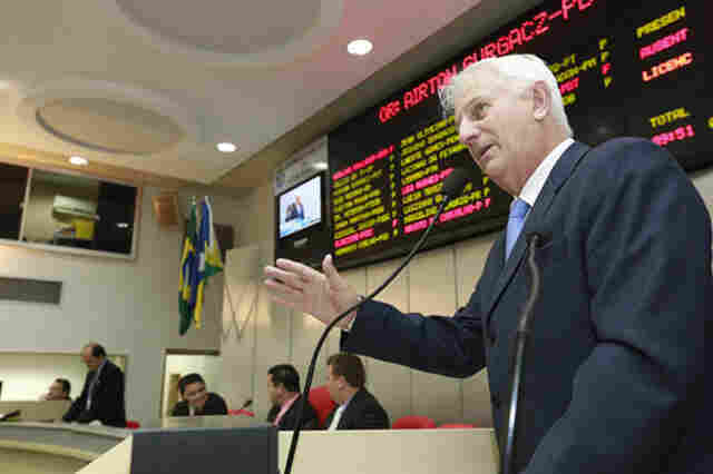 Airton Gurgacz relata ações desenvolvidas no interior