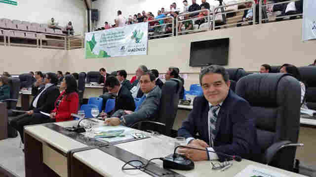 Aélcio da TV participa da 2ª Assembleia do parlamento Amazônico, no Amapá