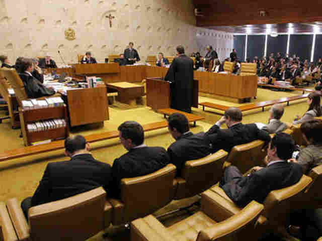 SUPREMO ADIA JULGAMENTO DE CASSOL MAIS UMA VEZ