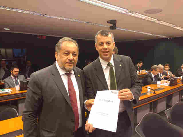 Luiz Cláudio relata projeto em benefício do café brasileiro