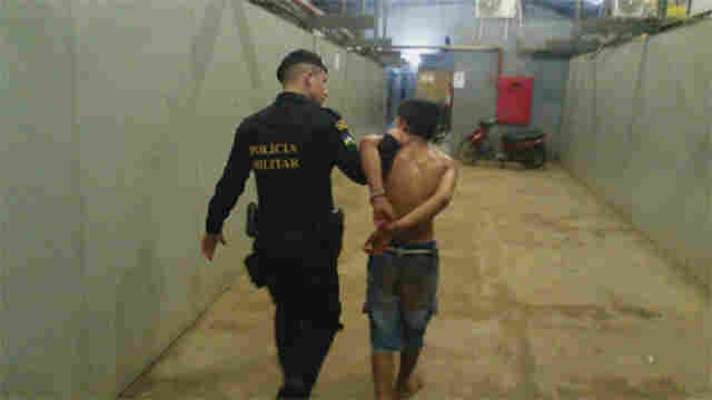 Policial de folga evita assassinato