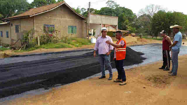 Deputado Ezequiel Junior fiscaliza aplicação de emenda em Machadinho