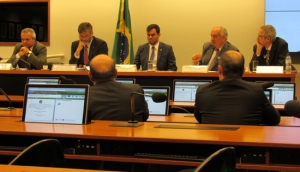 Presidida por Expedito Netto, comissão volta a discutir motores a diesel para veículos leves