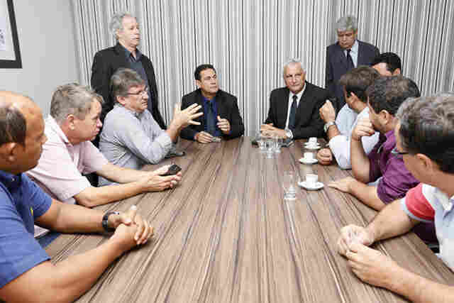 Empresários manifestam preocupação com projetos que aumentam IPVA e ICMS