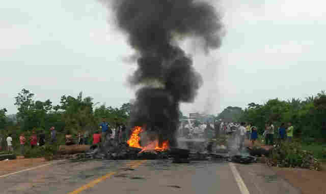 BR-364 é desbloqueada por manifestantes em Nova Mutum