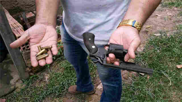 Denarc prende quatro após tiroteio