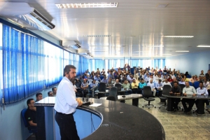 Raupp pede mais socorro ao governador para ajudar prefeitos
