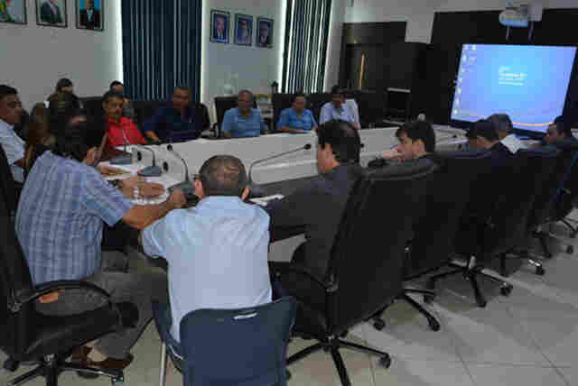 Empresários reivindicam revitalização de centros comerciais durante reunião na Fecomércio