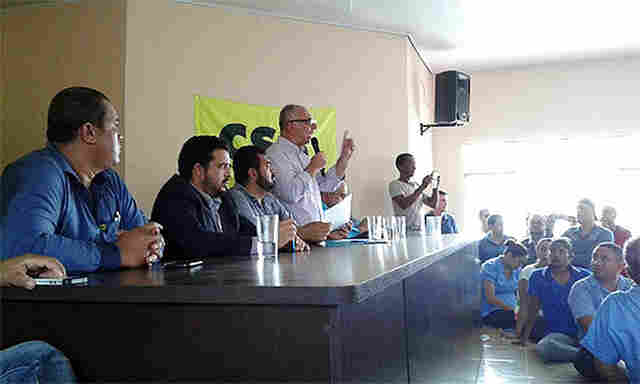 TRABALHADORES DO TRANSPORTE COLETIVO SUSPENDEM GREVE APÓS ACORDO