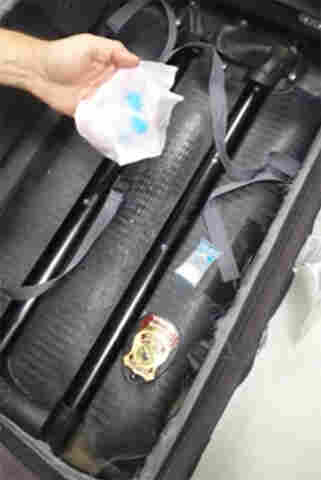 PF PRENDE CADEIRANTE DE RONDÔNIA COM 10 KG DE COCAÍNA NO AEROPORTO DE BRASÍLIA; VÍDEO