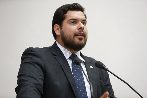 Jean Oliveira quer relatórios de empresas que recebem incentivo fiscal