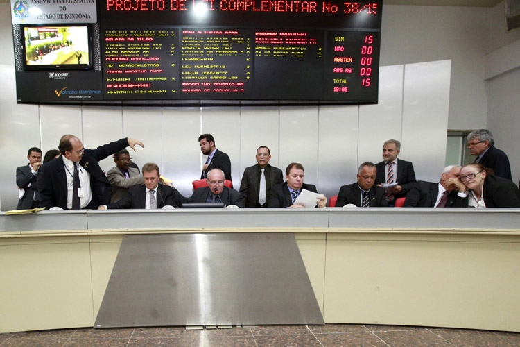 ASSEMBLEIA LEGISLATIVA CRIA CPI PARA INVESTIGAR CARTEL DOS FRIGORÍFICOS