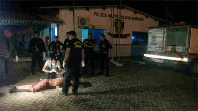 JOVEM É ASSASSINADO COM VÁRIAS FACADAS DURANTE BEBEDEIRA